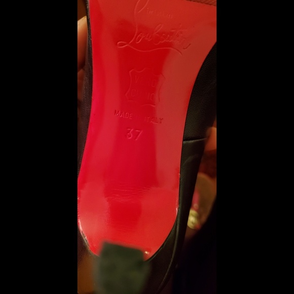 AUTHENTIC Christian Loubiton simple heels - Picture 3 of 6